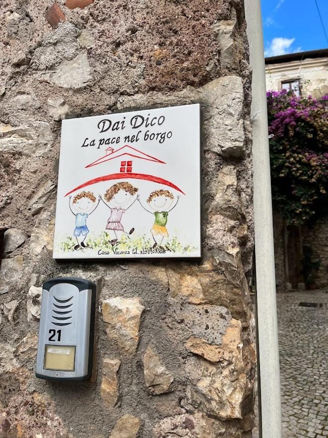 Villa Dai Dico La Pace Nel Borgo Maenza Exterior foto